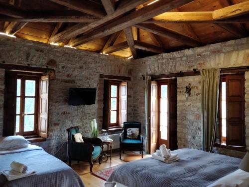 big_triple_room2